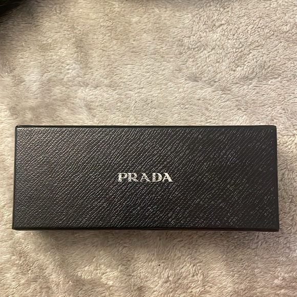 Prada Sunglasses - Prada SPR 03R in Black Case and Box - Picture 5 of 7
